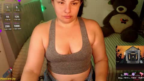 Snapshot of anaspark chatting on 12, 10, 2025 Ana online show from 12, 10, 2025