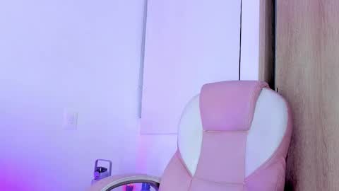 Anastacia online show from 16, 12, 2024