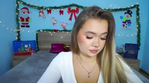 anastacyyellig online show from 14, 12, 2024