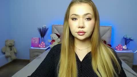 anastacyyellig online show from 13, 1, 2025