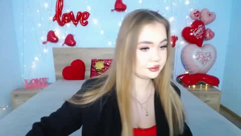 anastacyyellig online show from 15, 2, 2025