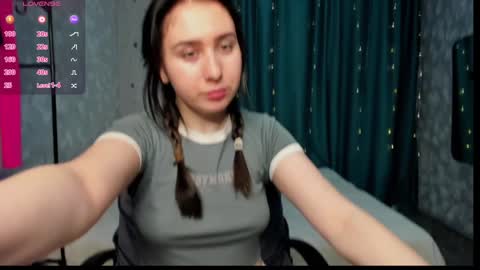 Snapshot of anastasia_gold1 chatting on 5, 1, 2025 anna online show from 5, 1, 2025