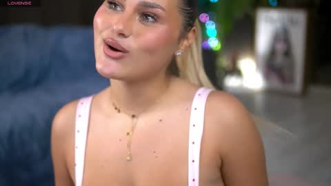 AnastasyaNoir online show from 10, 11, 2025