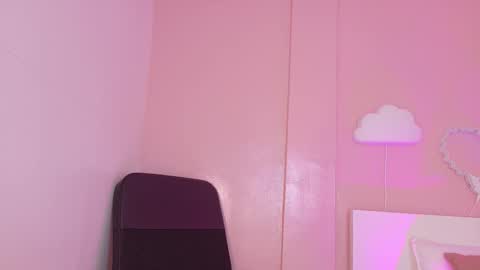 Kendra  online show from 23, 10, 2025