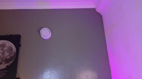 Kendra  online show from 2, 12, 2025