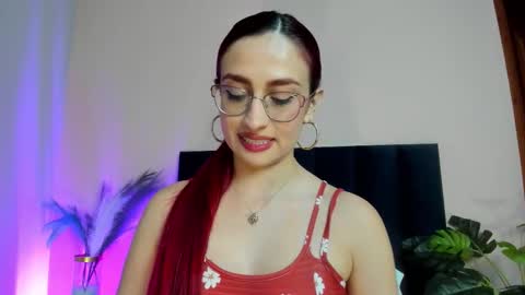 Andra Cyrus online show from 23, 12, 2025