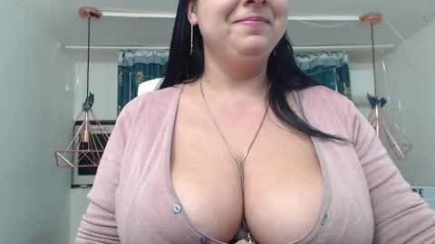 AndraHart  online show from 21, 2, 2025