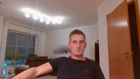 Snapshot of andre029 chatting on 10, 10, 2025 Name online show from 10, 10, 2025