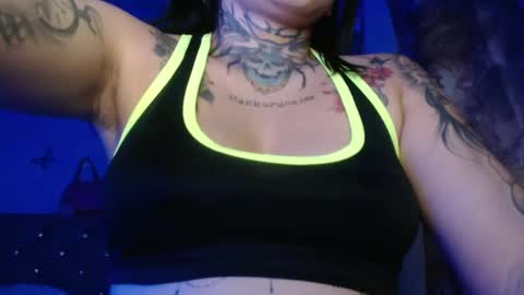 Snapshot of andre10_ chatting on 18, 11, 2025 MARIA online show from 18, 11, 2025