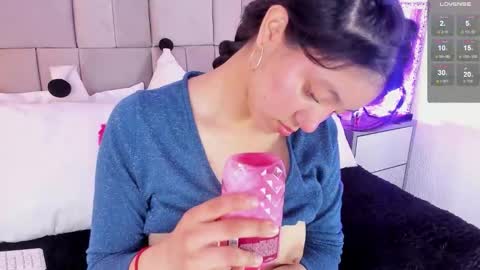 andrea_carocaro online show from 10, 3, 2026