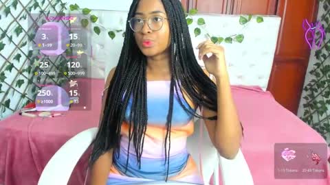 Naomi Andrea Daviss online show from 12, 11, 2025