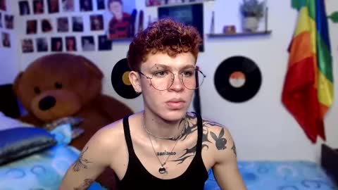 Snapshot of andreewwolffman chatting on 10, 3, 2025 Andrew online show from 10, 3, 2025