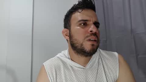 Snapshot of andres_blanco_ chatting on 18, 10, 2025 i am Andres online show from 18, 10, 2025