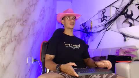 andres_stud online show from 27, 10, 2025