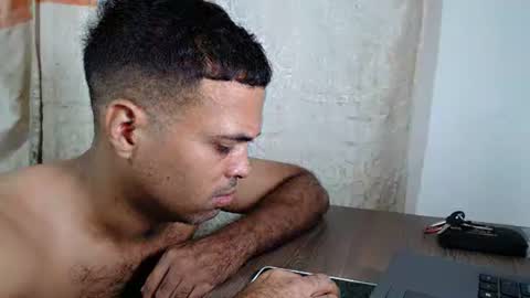 Snapshot of andresfern chatting on 23, 11, 2025 ANDRES online show from 23, 11, 2025