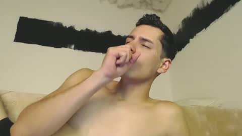 Snapshot of andrestorres0 chatting on 26, 10, 2025 Andres Torres online show from 26, 10, 2025