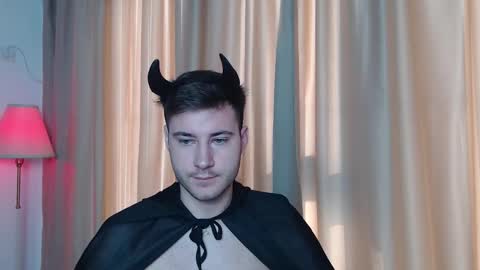 Justin Andrew online show from 30, 10, 2025