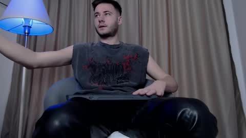 Justin Andrew online show from 14, 11, 2025