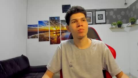 Snapshot of andrew_2811 chatting on 2, 11, 2025 andrew_2811 online show from 2, 11, 2025