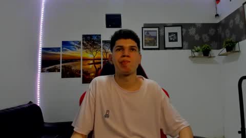 Snapshot of andrew_2811 chatting on 4, 11, 2025 andrew_2811 online show from 4, 11, 2025