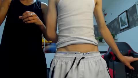 Snapshot of andrew_2811 chatting on 20, 11, 2025 andrew_2811 online show from 20, 11, 2025