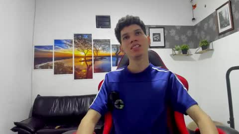 Snapshot of andrew_2811 chatting on 21, 11, 2025 andrew_2811 online show from 21, 11, 2025