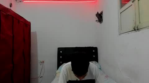 andrew_2811 online show from 4, 3, 2026