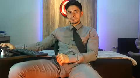 Andrew online show from 4, 11, 2025