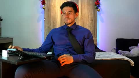 Andrew online show from 18, 12, 2025