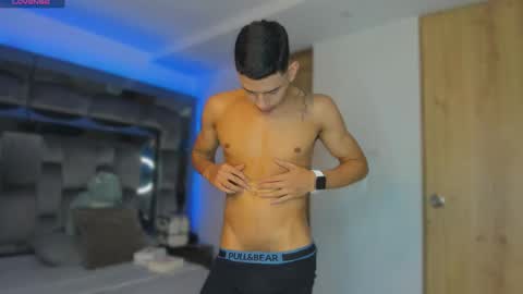 Snapshot of andrew_twink18 chatting on 5, 3, 2026 Andrew M. online show from 5, 3, 2026