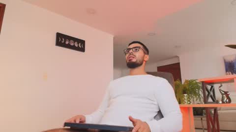 ANDREW WEST online show from 18, 1, 2026