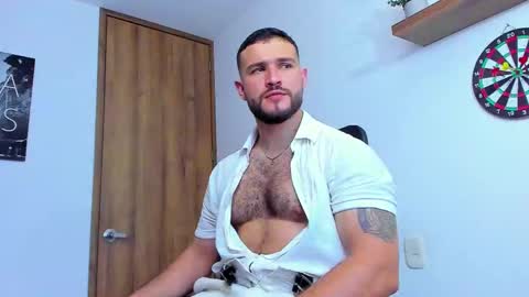 Snapshot of andrewdiaz_ chatting on 5, 10, 2025 Andrew Diaz online show from 5, 10, 2025