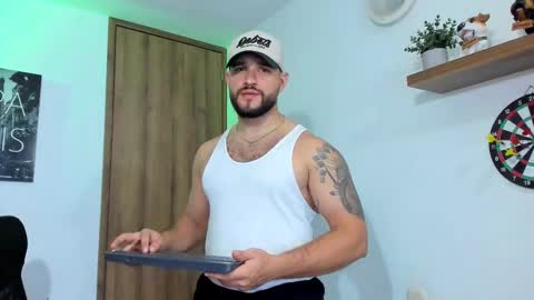 Snapshot of andrewdiaz_ chatting on 10, 10, 2025 Andrew Diaz online show from 10, 10, 2025