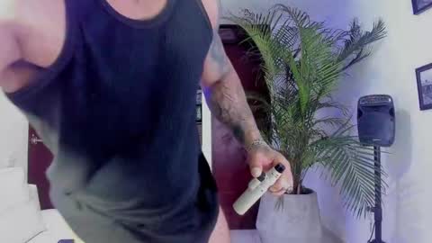 Andrew Johnson online show from 6, 3, 2025