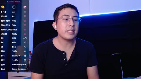 Snapshot of andrewmhilton_ chatting on 2, 1, 2025 andrewmhilton_ online show from 2, 1, 2025