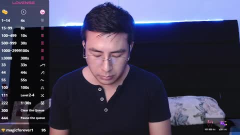 Snapshot of andrewmhilton_ chatting on 3, 1, 2025 andrewmhilton_ online show from 3, 1, 2025