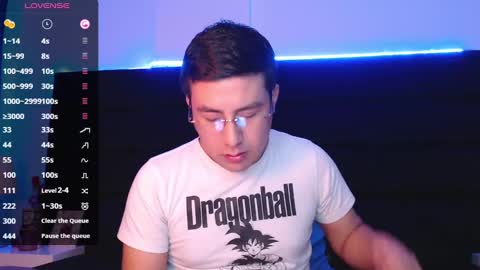 Snapshot of andrewmhilton_ chatting on 8, 1, 2025 andrewmhilton_ online show from 8, 1, 2025