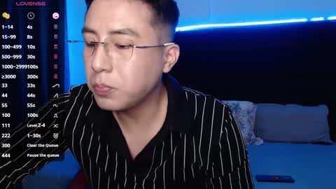 Snapshot of andrewmhilton_ chatting on 17, 1, 2025 andrewmhilton_ online show from 17, 1, 2025