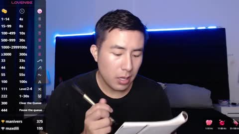 Snapshot of andrewmhilton_ chatting on 26, 1, 2025 andrewmhilton_ online show from 26, 1, 2025