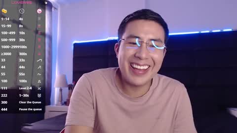 Snapshot of andrewmhilton_ chatting on 5, 2, 2025 andrewmhilton_ online show from 5, 2, 2025