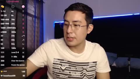 Snapshot of andrewmhilton_ chatting on 9, 2, 2025 andrewmhilton_ online show from 9, 2, 2025