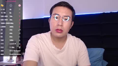 Snapshot of andrewmhilton_ chatting on 2, 3, 2025 andrewmhilton_ online show from 2, 3, 2025