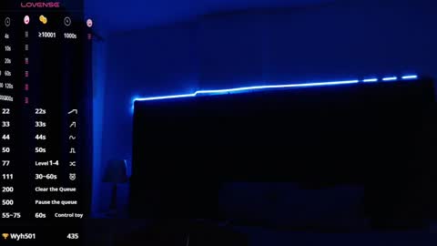 Snapshot of andrewmhilton_ chatting on 4, 3, 2025 andrewmhilton_ online show from 4, 3, 2025