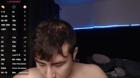 Snapshot of andrewmhilton_ chatting on 28, 10, 2025 andrewmhilton_ online show from 28, 10, 2025