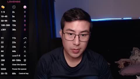 Snapshot of andrewmhilton_ chatting on 8, 11, 2025 andrewmhilton_ online show from 8, 11, 2025