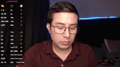 Snapshot of andrewmhilton_ chatting on 25, 11, 2025 andrewmhilton_ online show from 25, 11, 2025