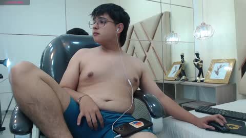 ANDREW online show from 25, 1, 2025