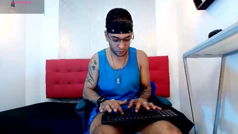   online show from 4, 11, 2025