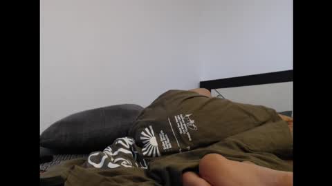 Snapshot of andriuhot066 chatting on 17, 12, 2024 andriuhot066 online show from 17, 12, 2024