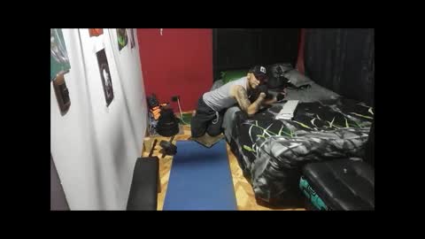 Snapshot of androdd666 chatting on 22, 10, 2025 androd666 online show from 22, 10, 2025